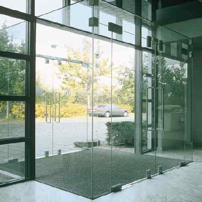 Blank glas
